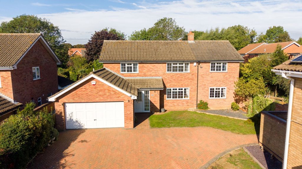 Property photo 1 of 39