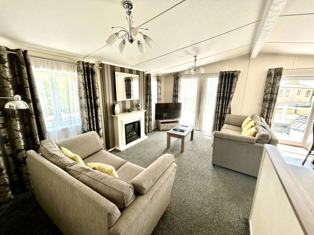 Property photo 3 of 6 633Eb8F8 891d 4c17 9427 Fe7093Db301c