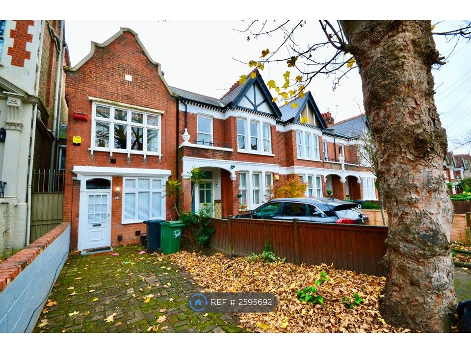 Property photo 1 of 18