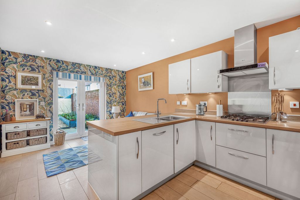 Property photo 2 of 27 20_75247.Jpg