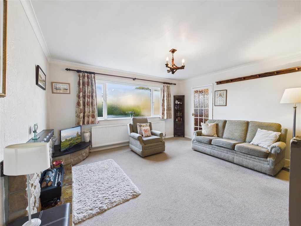 Property photo 2 of 12 Cam05476G0-Pr0058-Still005.Jpg