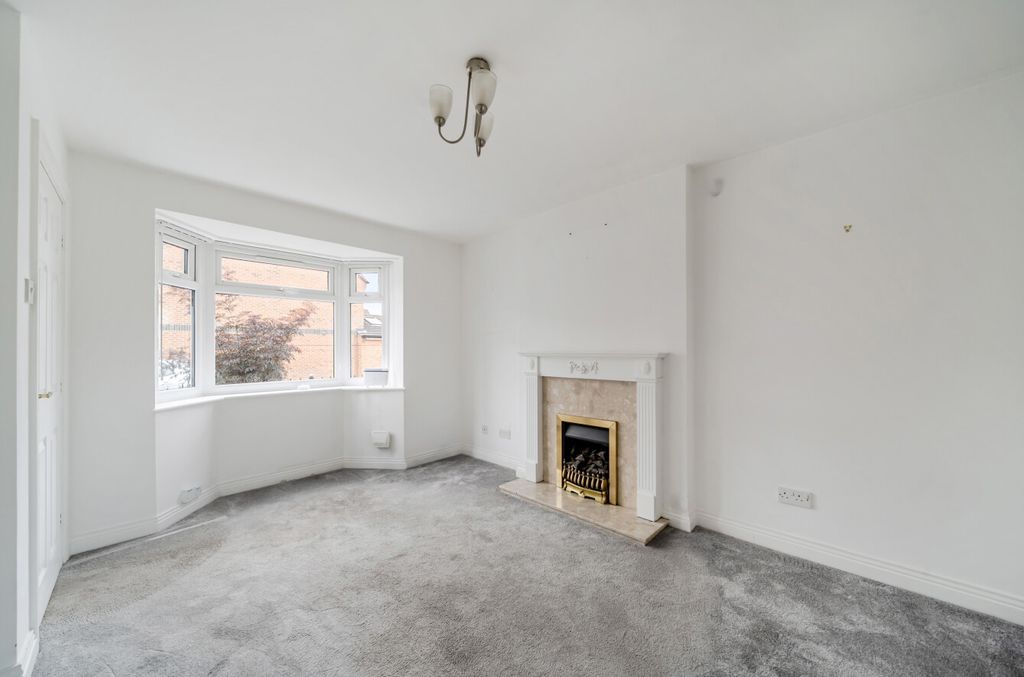 Property photo 3 of 18 1515493-19-6A9839...