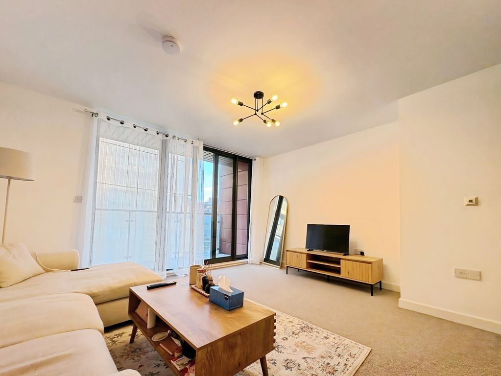 Property photo 2 of 13 Image