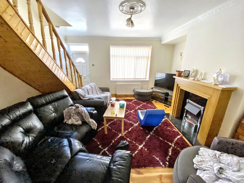 Property photo 3 of 9