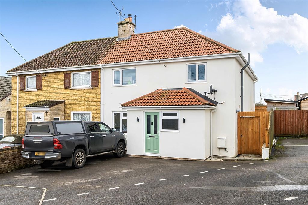 Property photo 1 of 16 Front