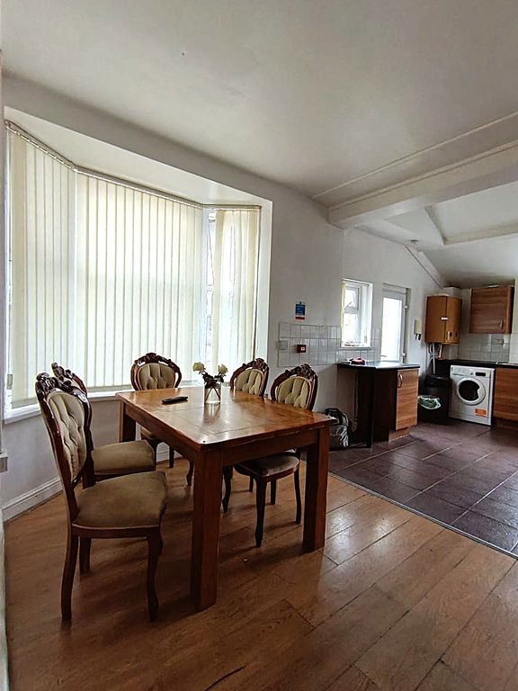 Property photo 3 of 4