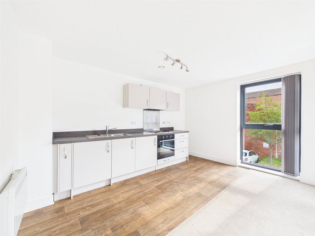 Property photo 3 of 11 Picture No. 22