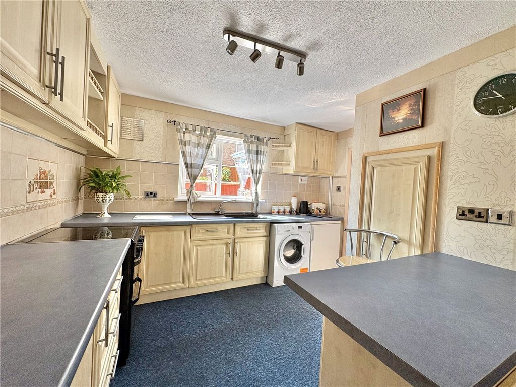 Property photo 2 of 16 Picture No. 09