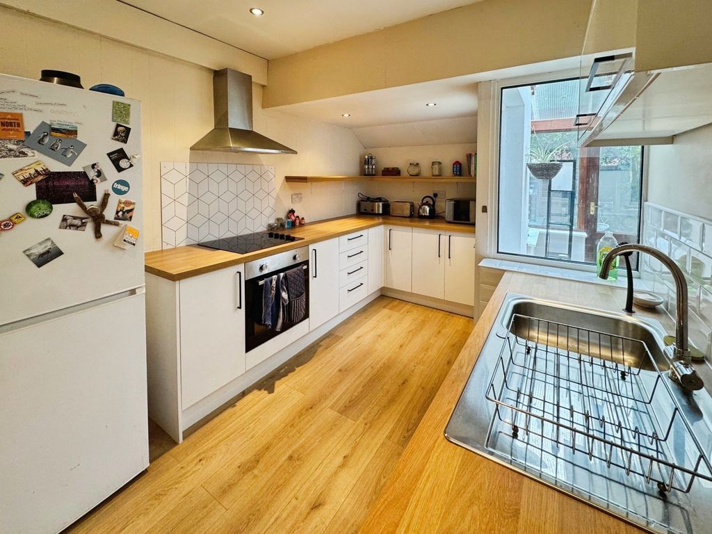 Property photo 2 of 14 Picture 2