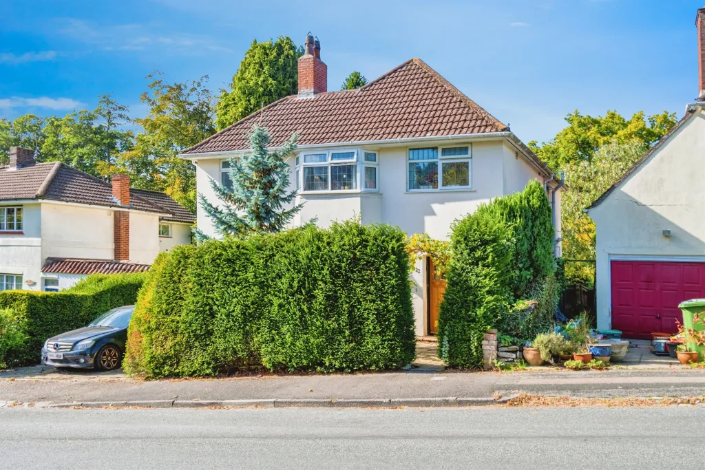 House in Southampton, Glen Eyre - View 3