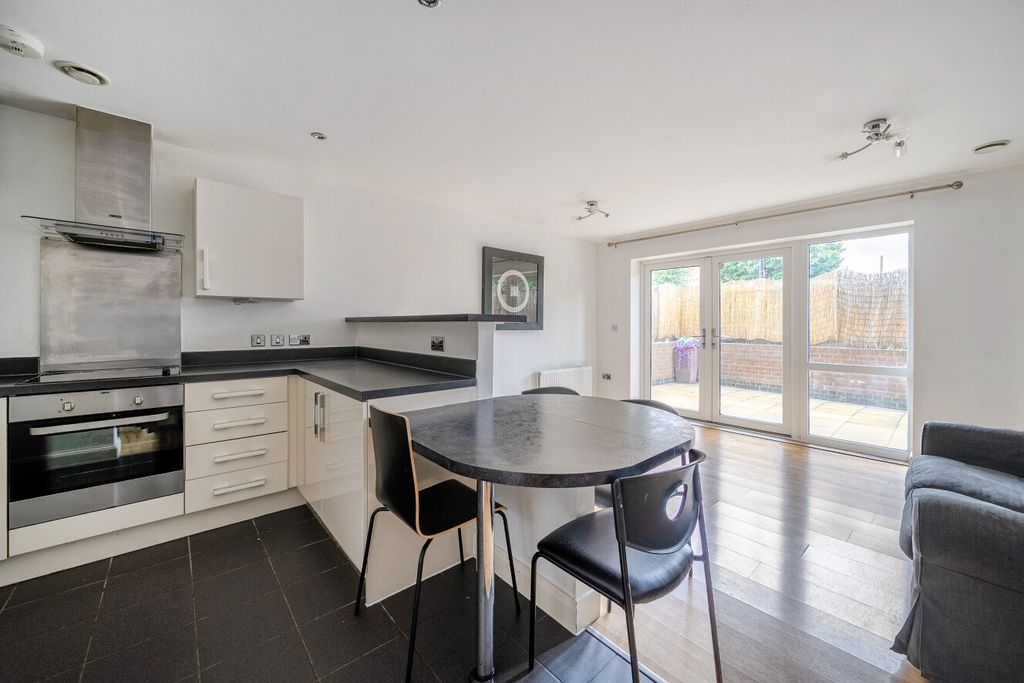Property photo 1 of 13 Picture No. 08