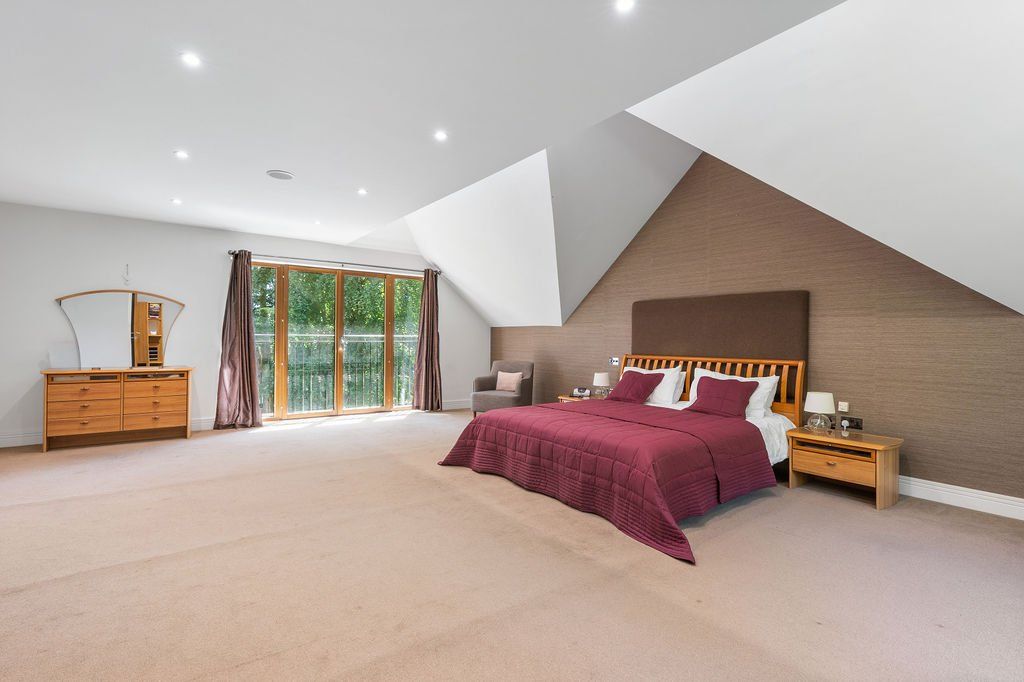 Additional image 13 of 6 bed country house for saleSt. Johns Road, Hazlemere, Buckinghamshire HP15