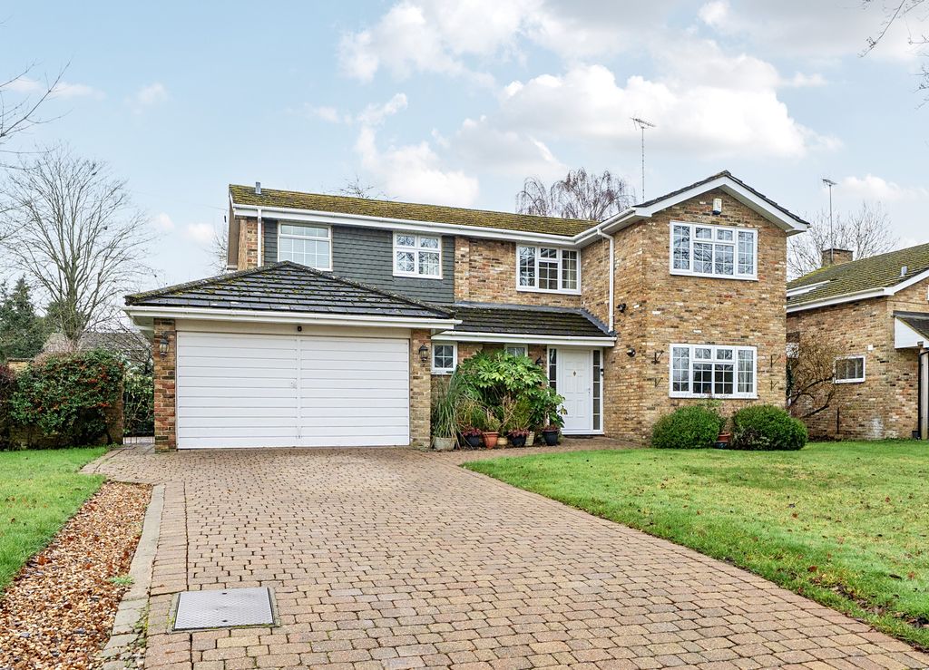 Property photo 1 of 12