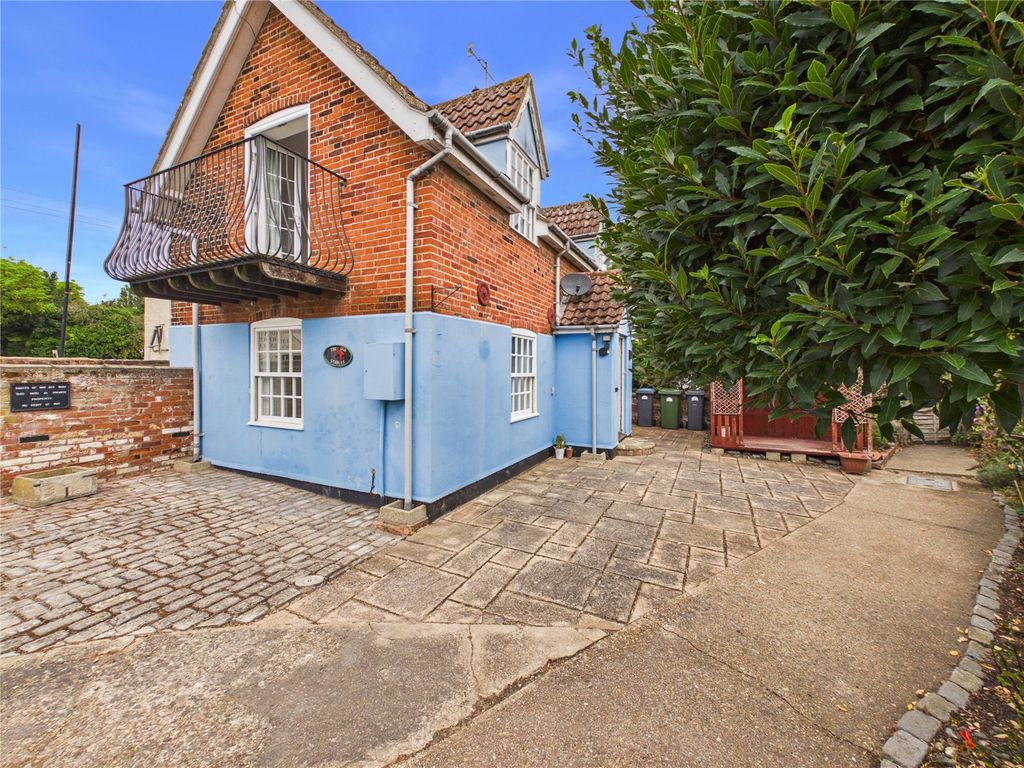 Property photo 2 of 16 Picture No. 02
