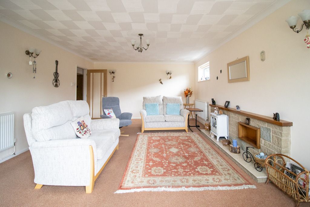 Property photo 2 of 14 4227795