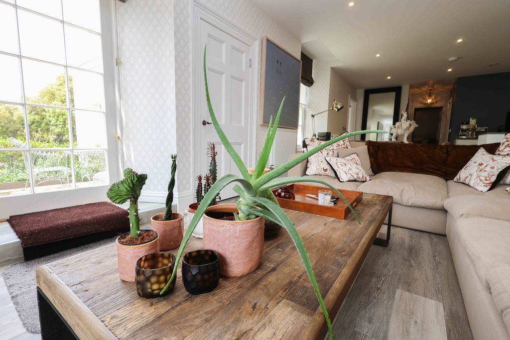 Additional image 31 of 2 bed flat for saleMarine Hill, Clevedon BS21