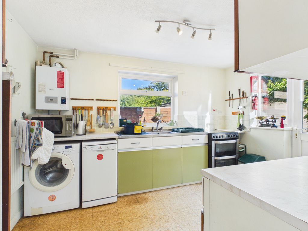 Property photo 3 of 33