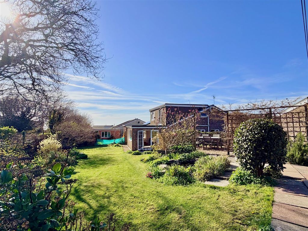 Property photo 2 of 28 Img_2786.Jpeg