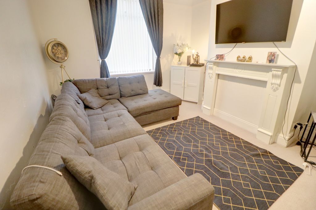 Property photo 3 of 20 2