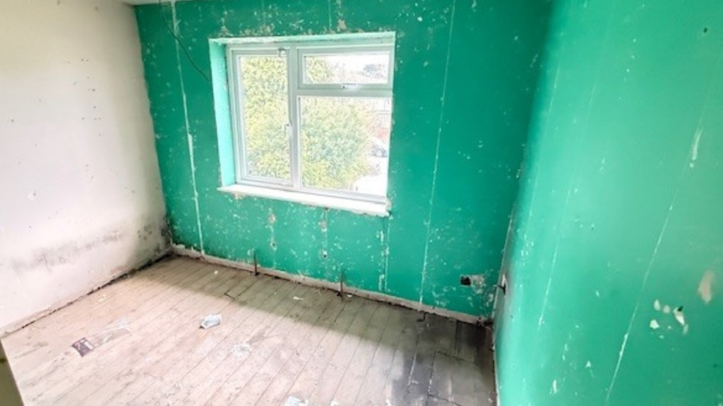 Property photo 3 of 11