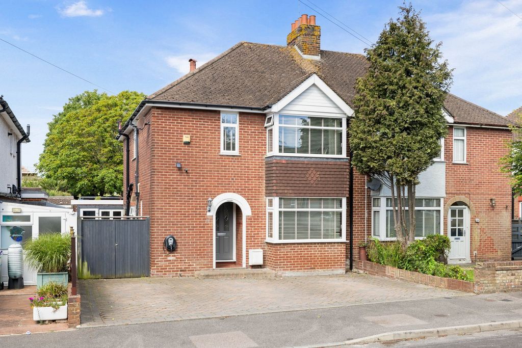 Property photo 1 of 21