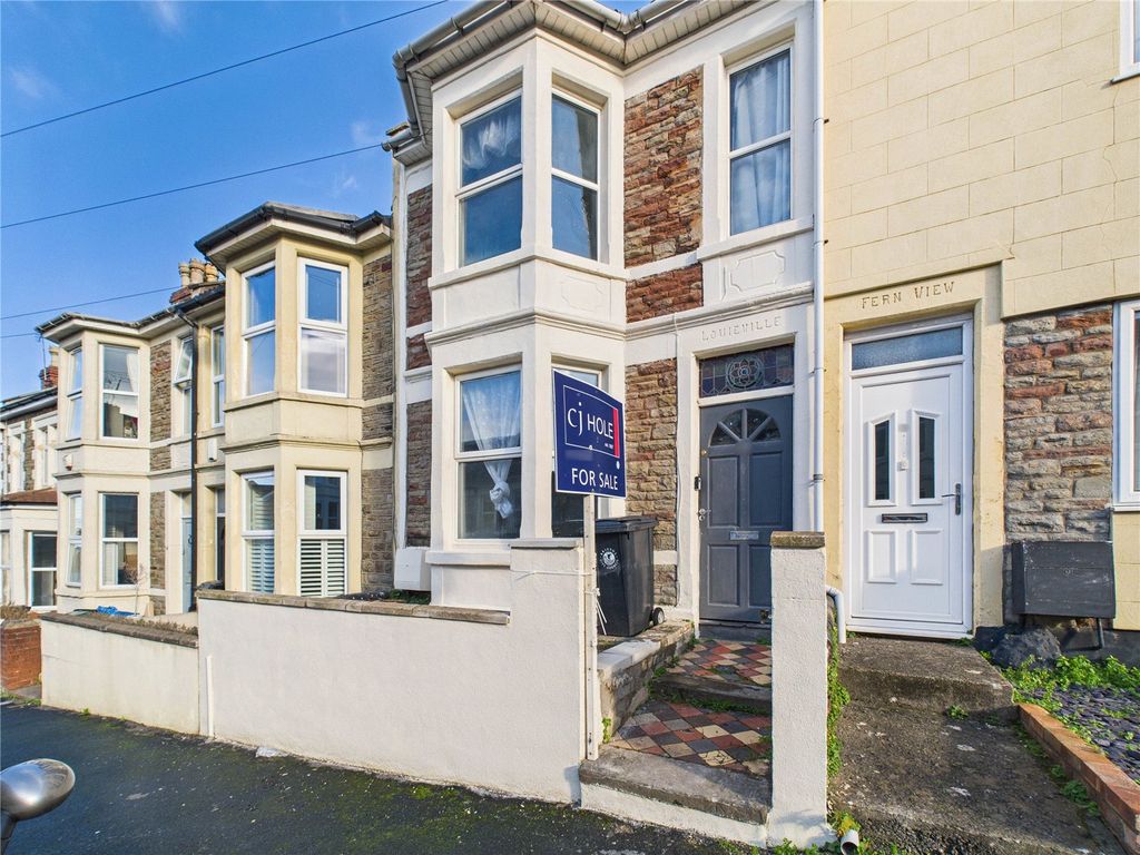 Property photo 2 of 20 Picture No. 24