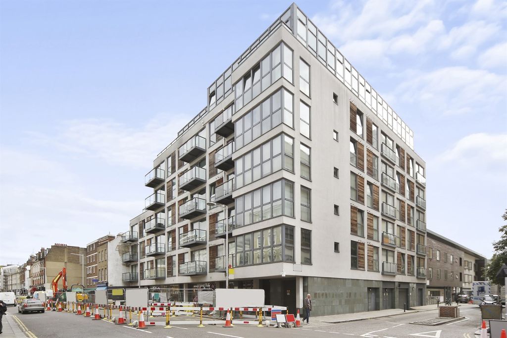 Property photo 1 of 7 (Main)