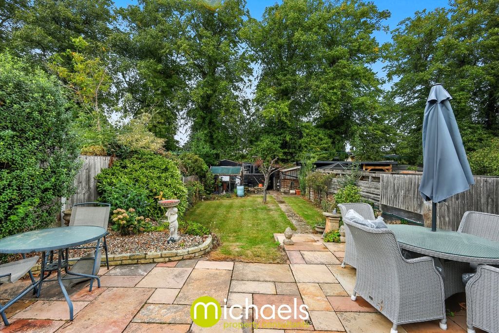 Property photo 2 of 21