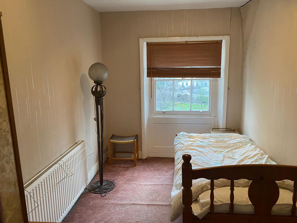 Property photo 2 of 16 Bedroom 2