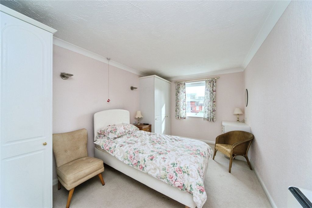 Property photo 3 of 14 Picture No. 28