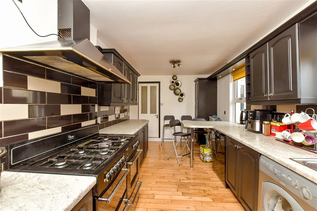 Property photo 3 of 15 Kitchen/ Breakfast Room