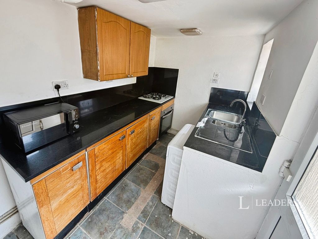 Property photo 2 of 17 2