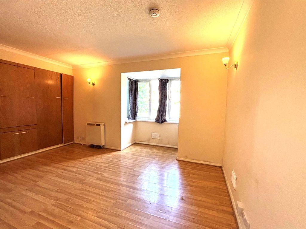 Property photo 3 of 9 Picture No. 10
