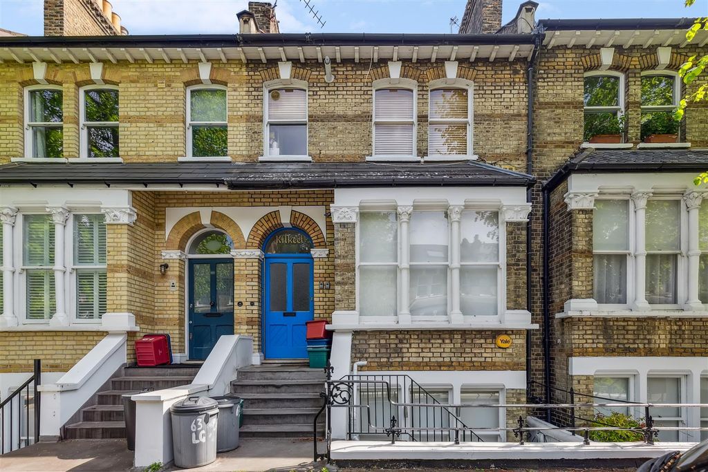 Property photo 1 of 12 Linden Gardens, W4 - For Sale