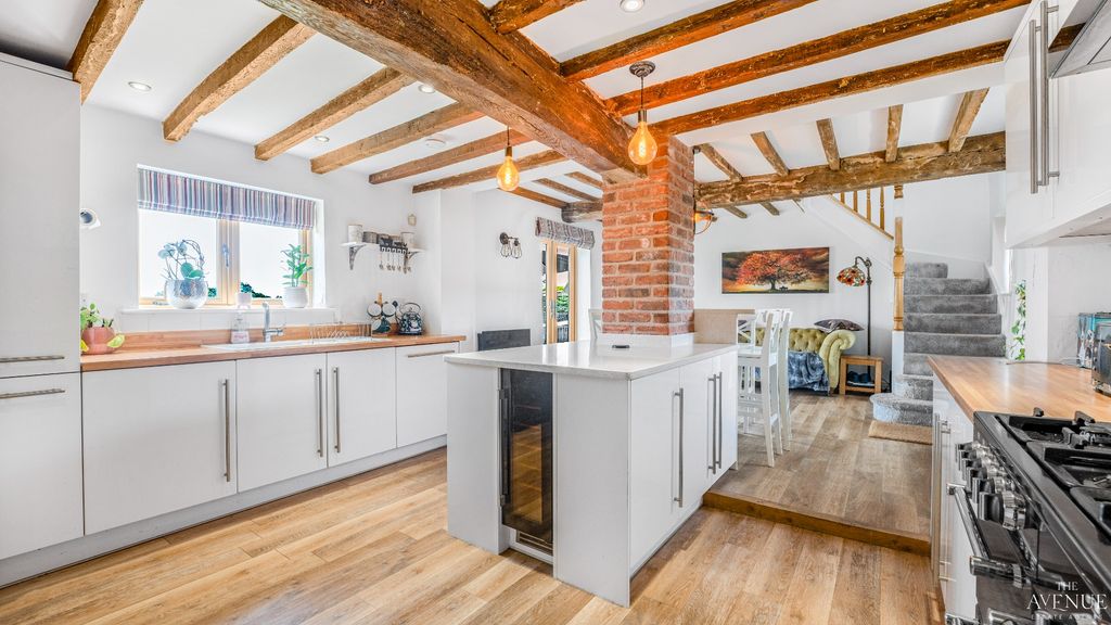 Property photo 3 of 41 5153475