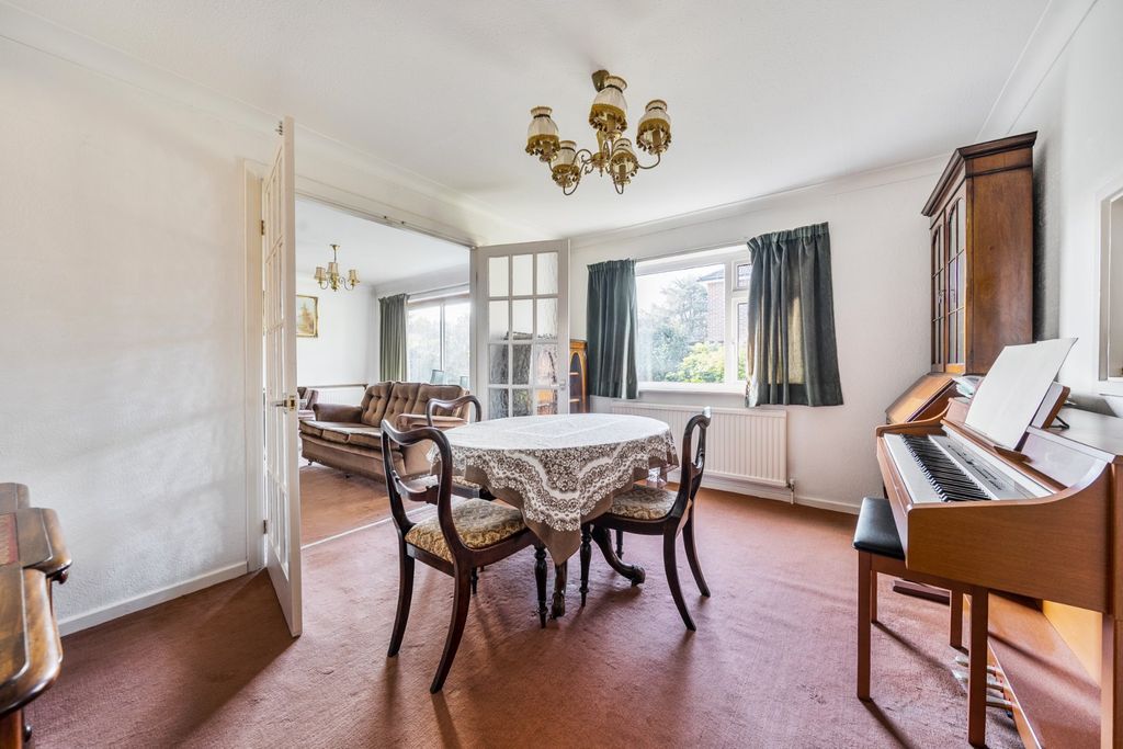 Property photo 3 of 21 Picture No. 14