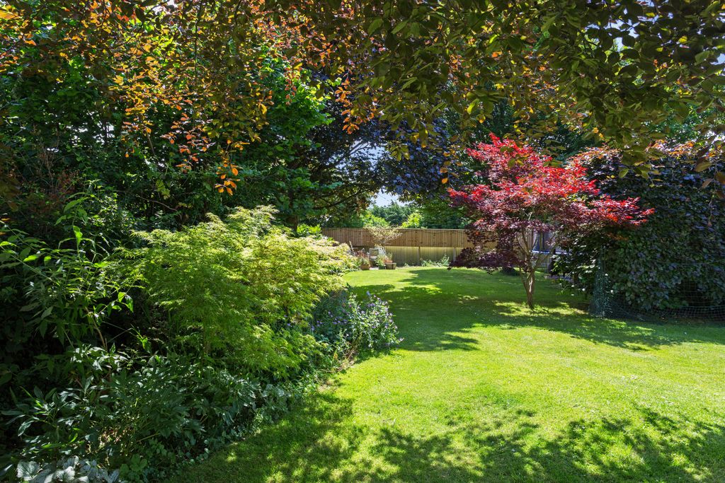 Property photo 2 of 12