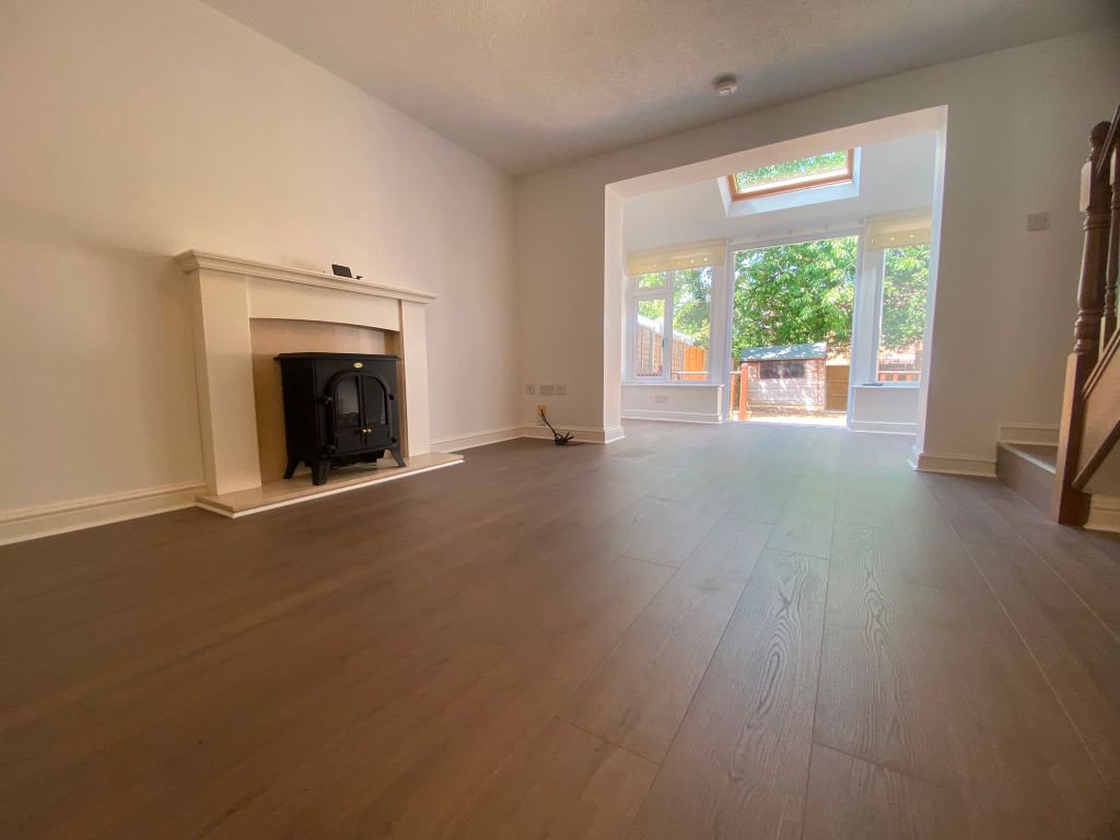 Property photo 3 of 12 Image