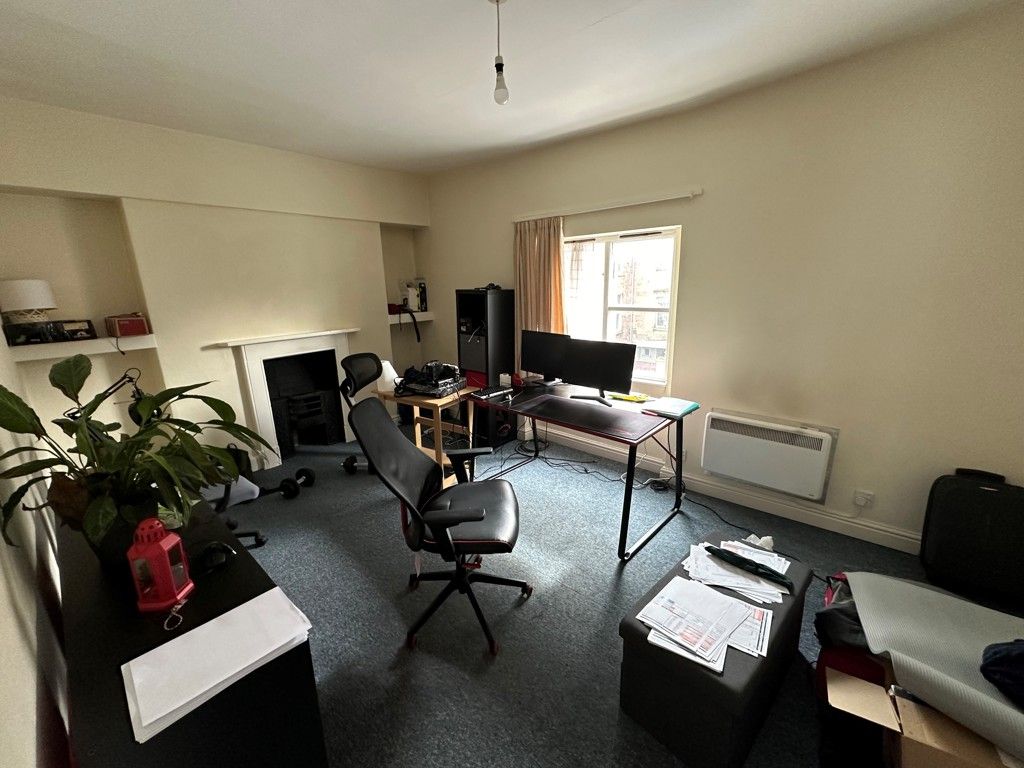 Property photo 3 of 10 Photo 2