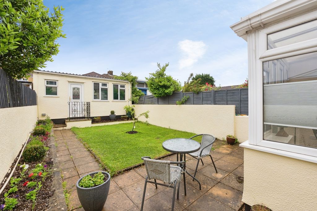 Property photo 2 of 16 Pbox-Img.Jpg