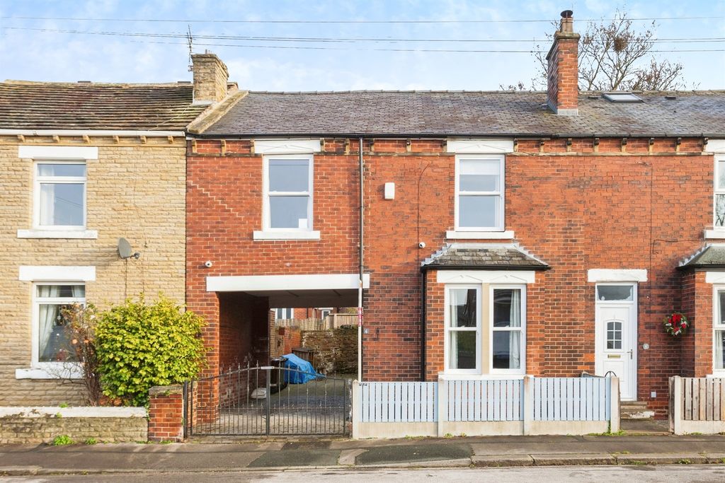 Property photo 1 of 18