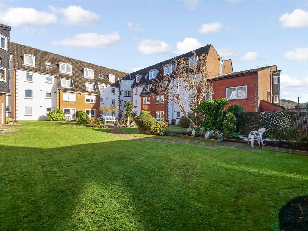 Property photo 1 of 13 External