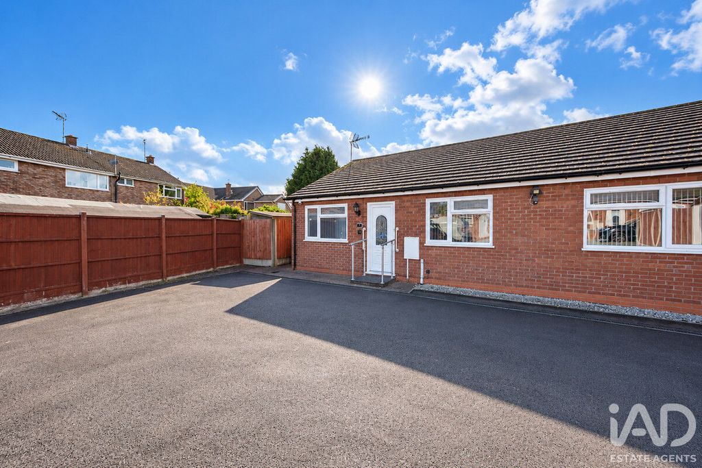 Property photo 2 of 12