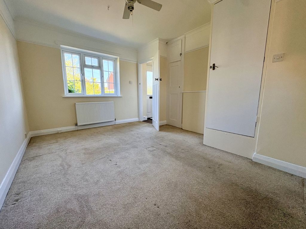 Property photo 3 of 13 Bedroom