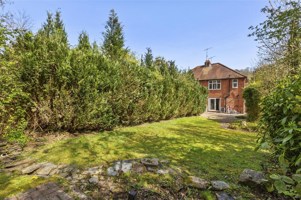 Property photo 3 of 12