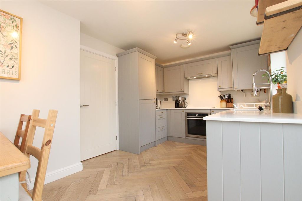 Property photo 3 of 13 Kitchen Dining Room.Jpg