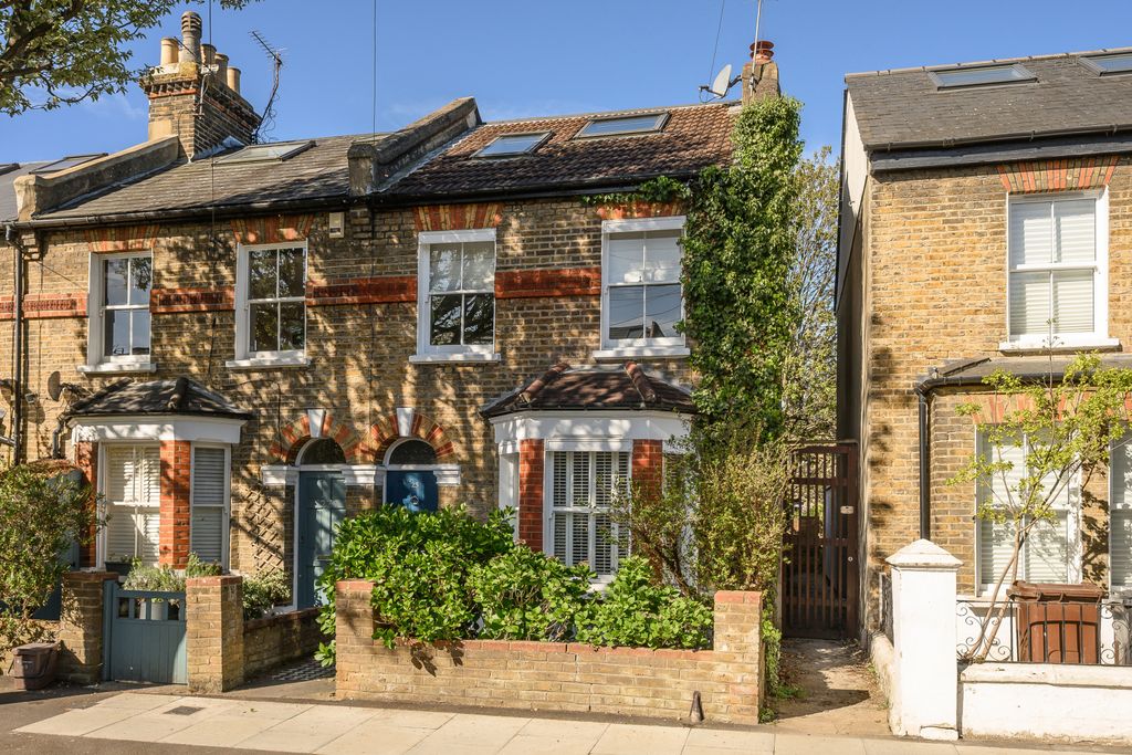 Property photo 1 of 14 Picture No. 16