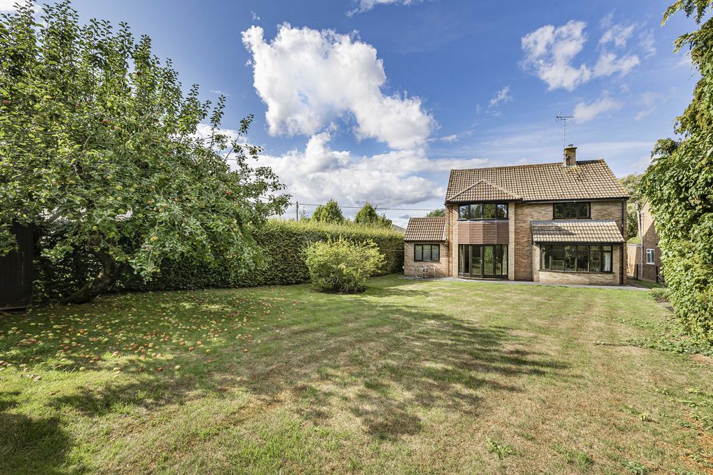 Property photo 1 of 23