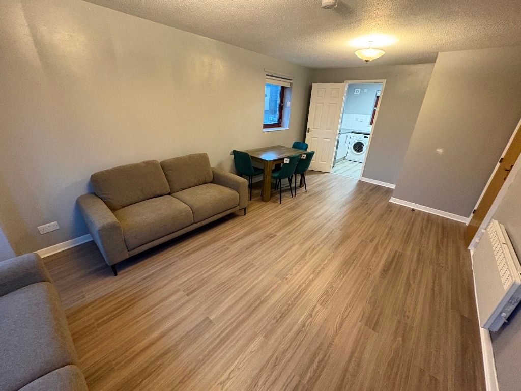 Property photo 2 of 10 Photo 2