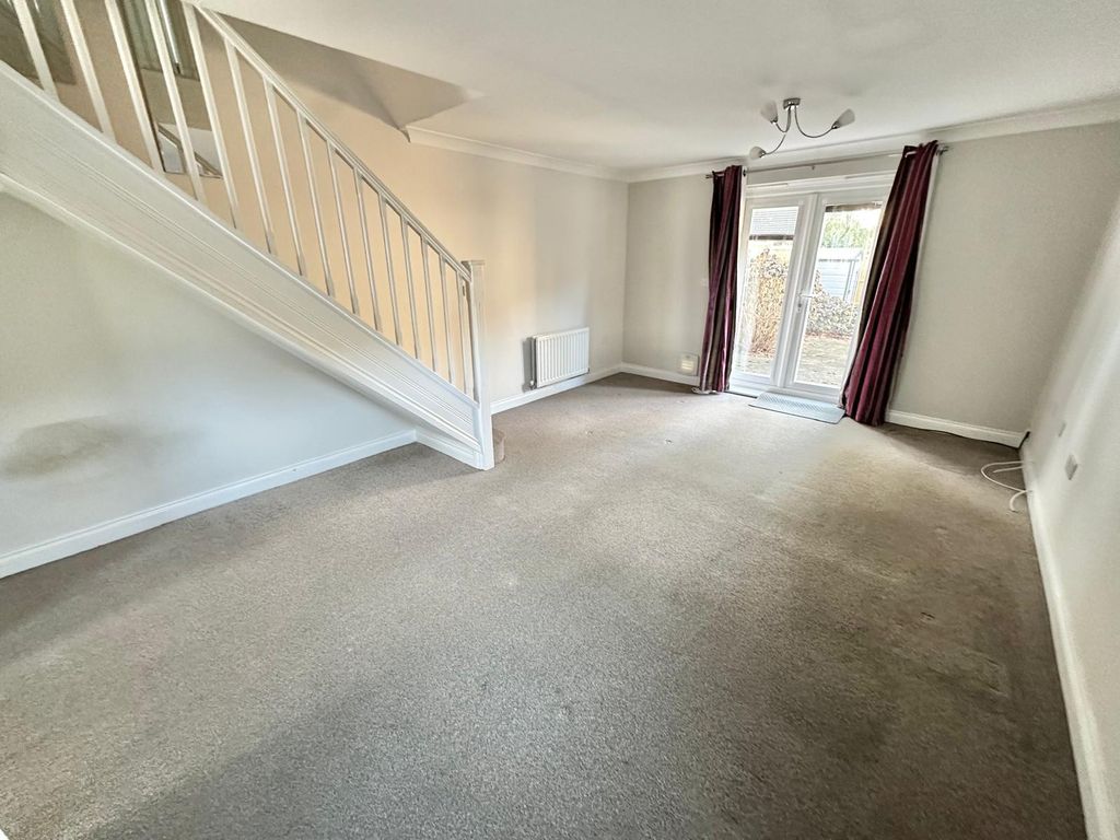 Property photo 2 of 12 Img-20251125-Wa0008